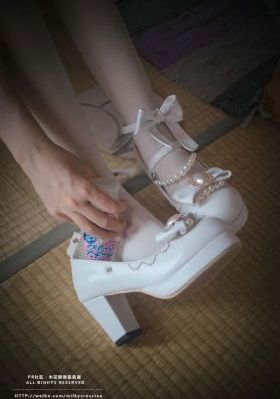 男人疯狂吃奶揉女人的动态图-清晰高清迅雷在线观看